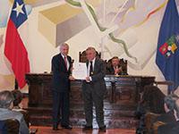  El ministro Muñoz recibió la distinción Medalla Rectoral en reconocimiento a su vasta trayectoria política y académica en materia de relaciones internacionales.