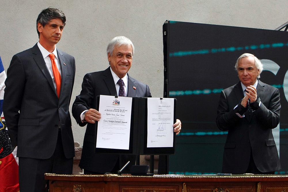 Académico de la U. de Chile Andrés Couve es el primer ministro de Ciencia y  Tecnología del país
