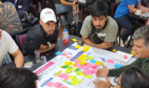 La primera hackatón tuvo como objetivo desarrollar soluciones innovadoras utilizando la IA para optimizar las actividades universitarias en la Facultad de Medicina