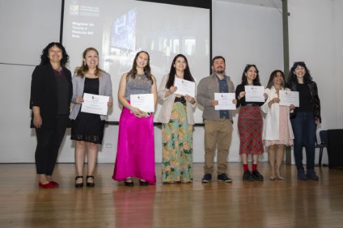Escuela de Postgrado celebró a sus graduados de Postítulos