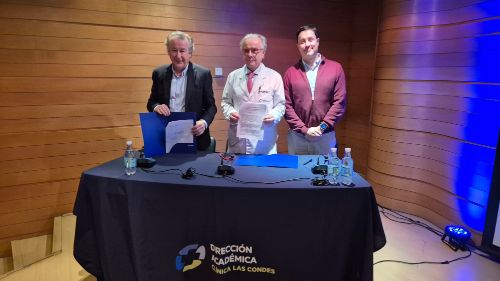 Firma de convenio FCFM y CLC
