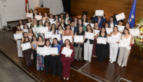 La generación 2024 de terapeutas ocupacionales de la Facultad de Medicina de la Universidad de Chile
