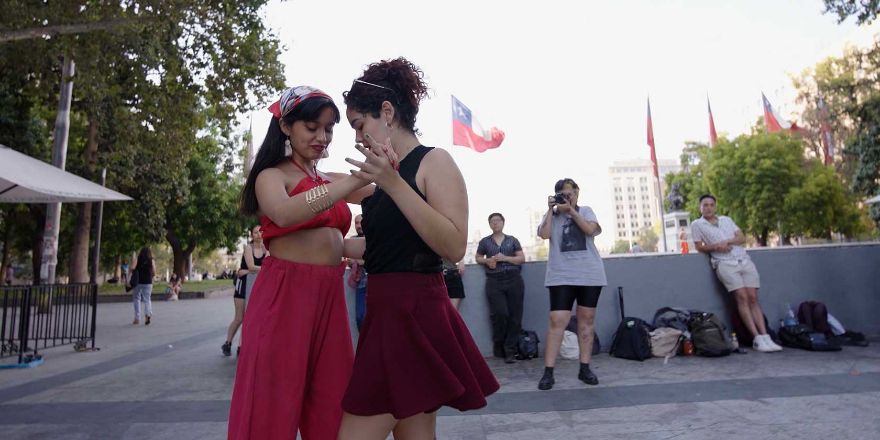 U. de Chile destaca en certamen iberoamericano con dos premios para UCHILETV