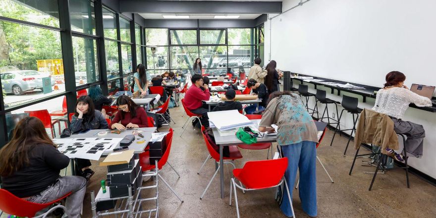 U. de Chile renueva la Facultad de Arquitectura y Urbanismo con espacios inclusivos, sustentables y colaborativos