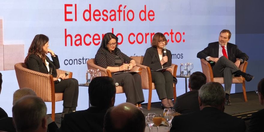 Rectora Devés dialogó sobre confianza en encuentro de la Unión Social de Empresarios Cristianos
