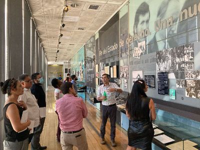 El segundo foro también incluyó la visita de la comitiva al Museo de la Memoria y los Derechos Humanos, en donde se realizó un recorrido guiado.