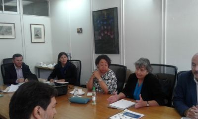 La Dra Saenz compartió con miembros del Departamento de Atención Primaria y Salud Familiar