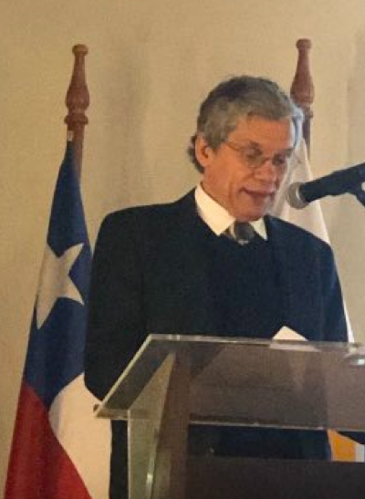 El doctor Enrique Jadresic, académico del Departamento de Psiquiatría Norte de la Facultad de Medicina, fue honrado con el Premio Nacional de Psiquiatría Medalla Dr. Augusto Orrego Luco