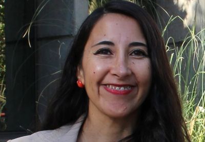 Katherine Lizama, académica de la FCFM y líder del proyecto "Desarrollo de una herramienta para la evaluación de la calidad del agua superficial de cuencas prioritarias en escenarios futuros de cambio climático".