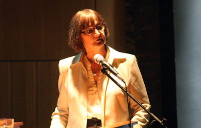 Rosa Devés, Vicerrectora de Asuntos Académicos. 