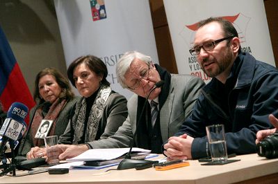 A nombre de la Cátedra de DD.HH. de la U. de Chile Manuel Guerrero hizo un llamado a los distintos organismos académicos a respaldar la querella presentada.