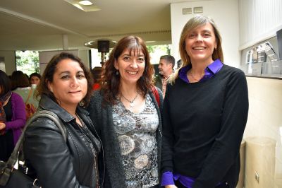 Janet San Martín, Jefa Depto Reclamos HCUCH; Julia Sotomayor, Jefa Depto Servicio al paciente HCUCH; Alejandra Haddad, Postgrados FEN