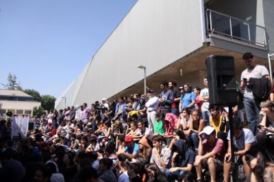 Más de mil personas llegaron al conservatorio realizado en la Nueva Plaza Central del Campus Juan Gómez Millas.