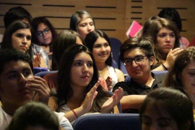 La charla de Ciudadanía Universitaria se enmarcó en las actividades del Programa de inducción y acompañamiento del Departamento de Pregrado.