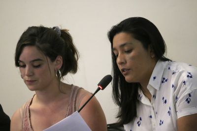 Yoselin Fernández y Antonia del Solar, periodistas de la Red Chilena contra la Violencia hacia las Mujeres.