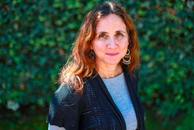 Claudia Heiss, jefa de la carrera de Ciencia Política del Instituto de Asuntos Públicos de la Universidad de Chile  analiza el significado que tendrá este 18 de octubre en lo político y social.  