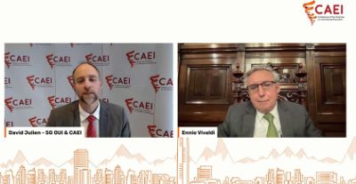 El director ejecutivo de CAEI, David Julien, preguntó al Rector Vivaldi sobre el rol de la Universidad de Chile en el contexto de las crisis sociopolítica y sanitaria que el país atraviesa.