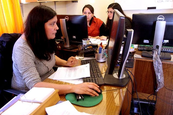 En esta oportunidad serán los trabajadores de 18 unidades de la Universidad quienes deberán responder el cuestionario.