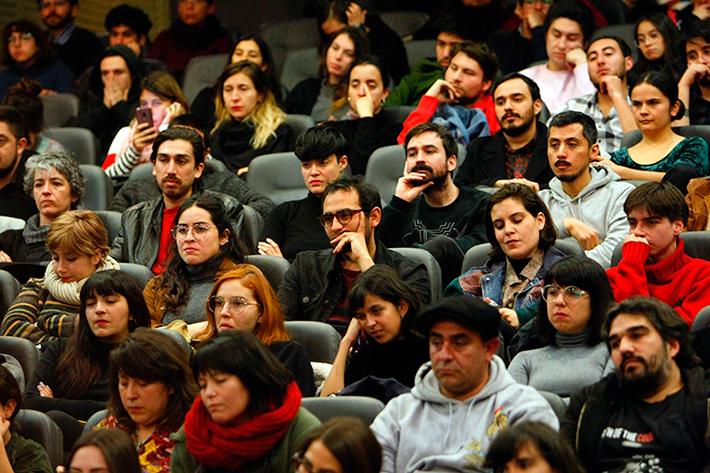 La visita de Lucrecia Martel a la U. de Chile fue gracias al trabajo conjunto del ICEI, del Departamento de Teoría de las Artes, y Dicrea.