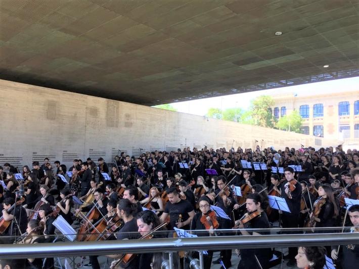 Diversas iniciativas se han gestado entre músicos en el contexto de movilización social en el que el arte y la cultura toman un importante rol. Fotografia: cortesía Carolina Muñoz Coloma.