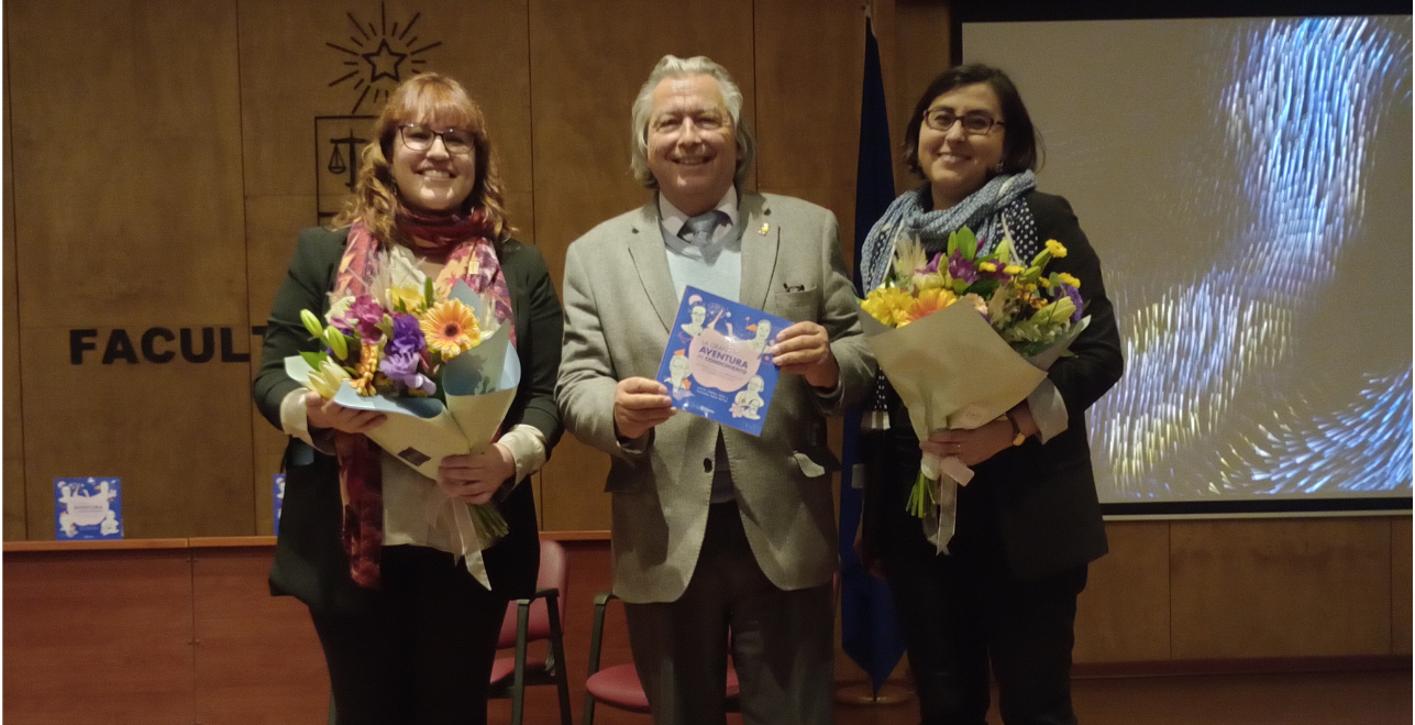 Prof. Leslie Jiménez, Decano Prof. Raúl Morales, Constanza Rojas-Molina.