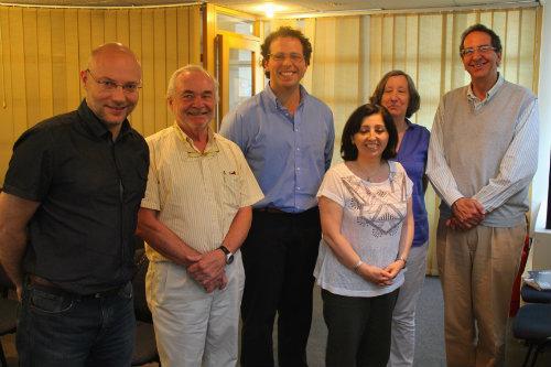 Junto a comisión evaluadora del doctorado: Juan Asenjo, Barbara Andrews, Eduardo Agosin, María Oriana Salazar e Iván Rapaport.