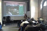 En la foto, Daniela Carvajal, alumna de Diseño de la FAU que fue a la Universidad Federal de Rio de Janeiro en 2013.