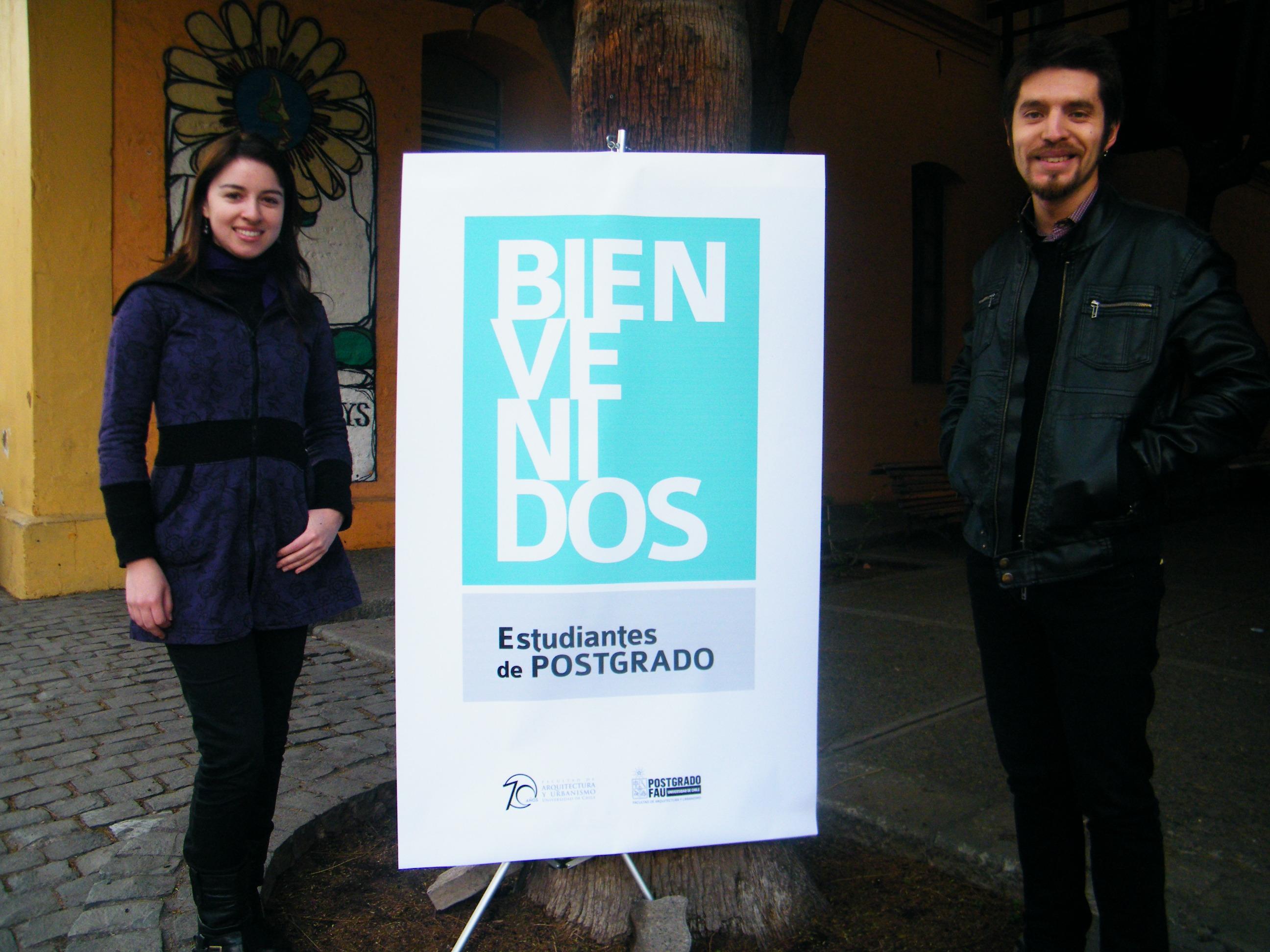 Francisca Camplá y Nicolás Lazo de la Coordinación de Post Grado