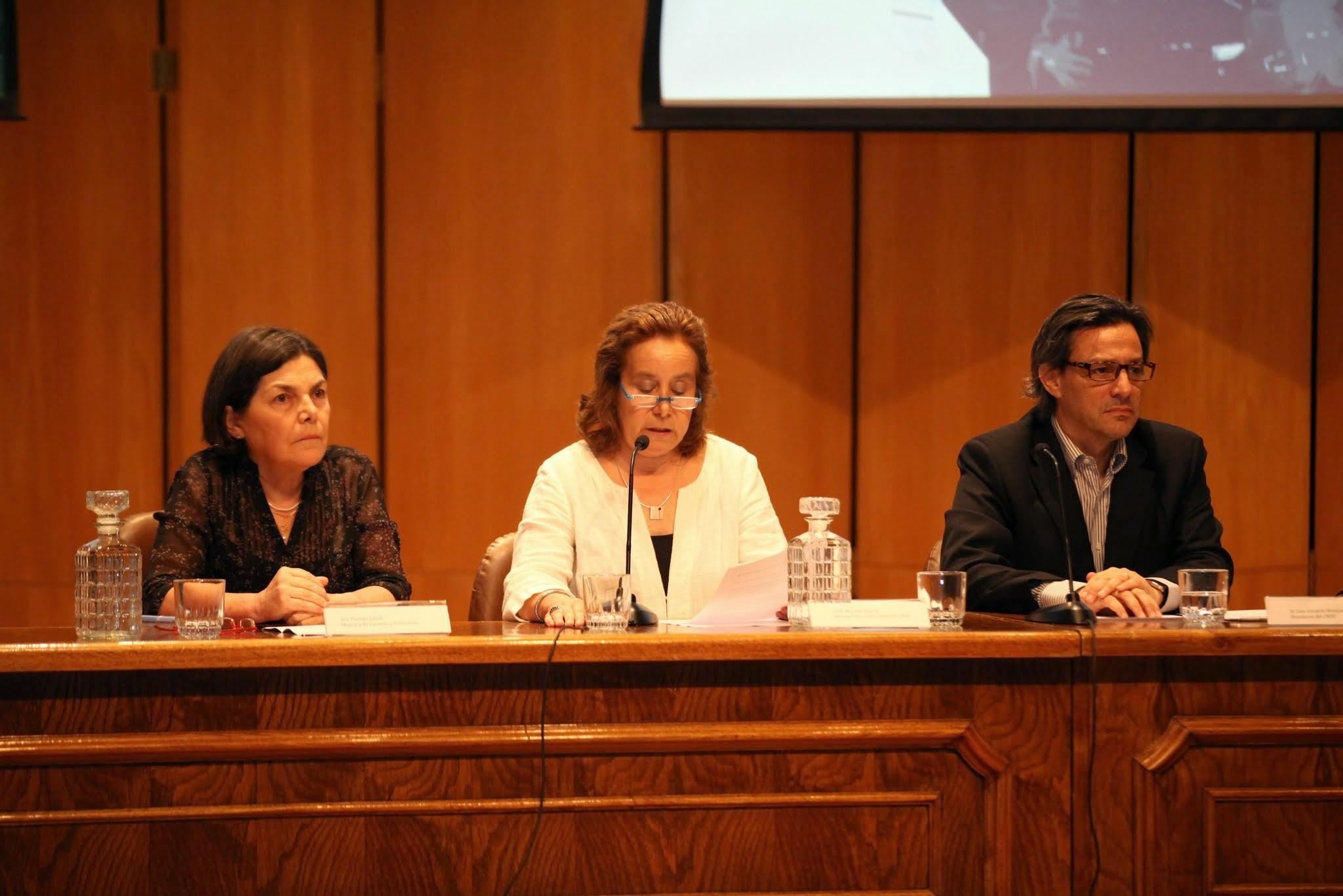 Ministra Saball, Decana Pizzi y Luis Eduardo Bresciani