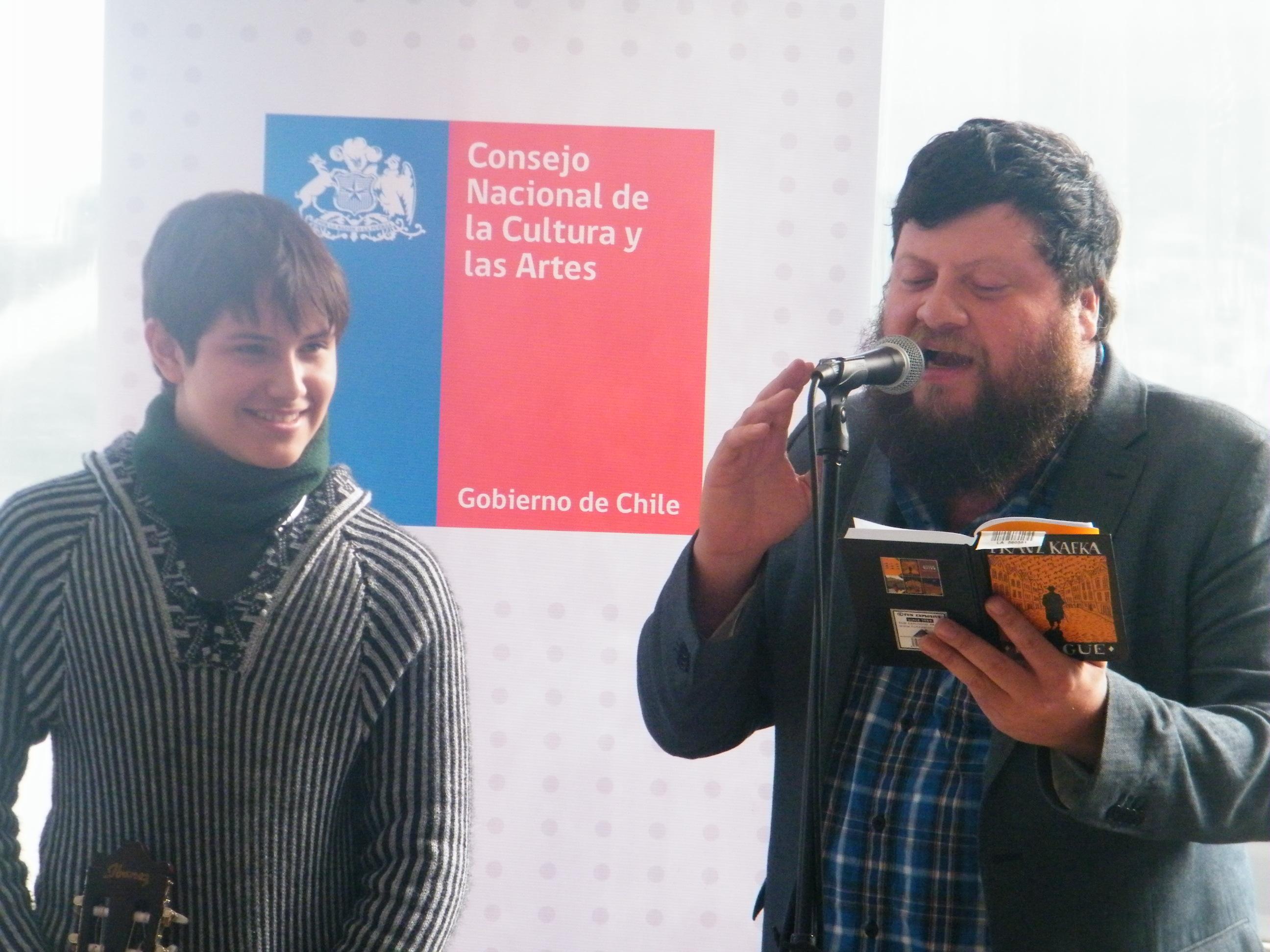 El comediante e ilustrador, Rodrigo Salinas, también fue parte de la actividad.