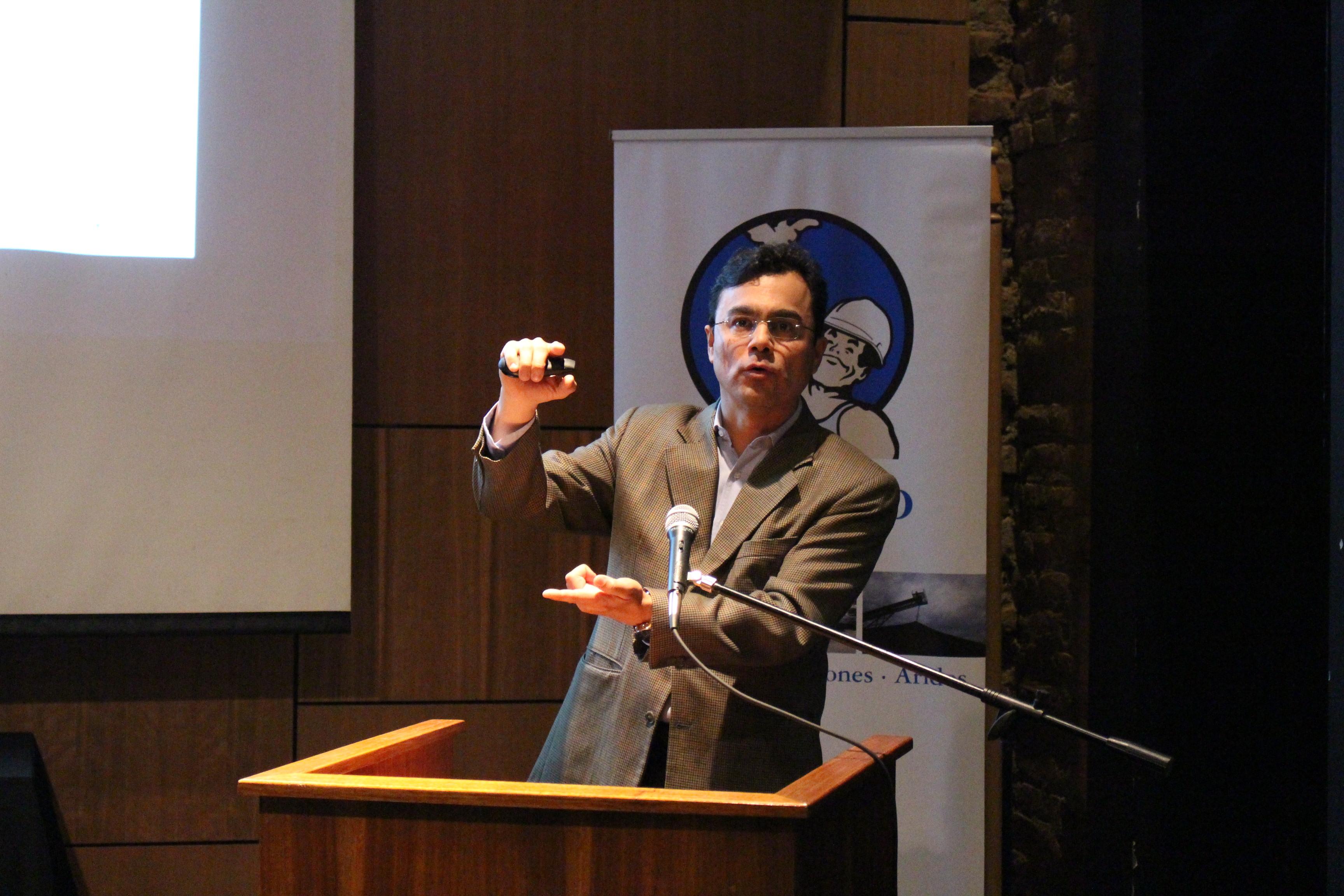 Andrés Reveco, ingeniero y jefe de asesoría técnica de Polpaico.