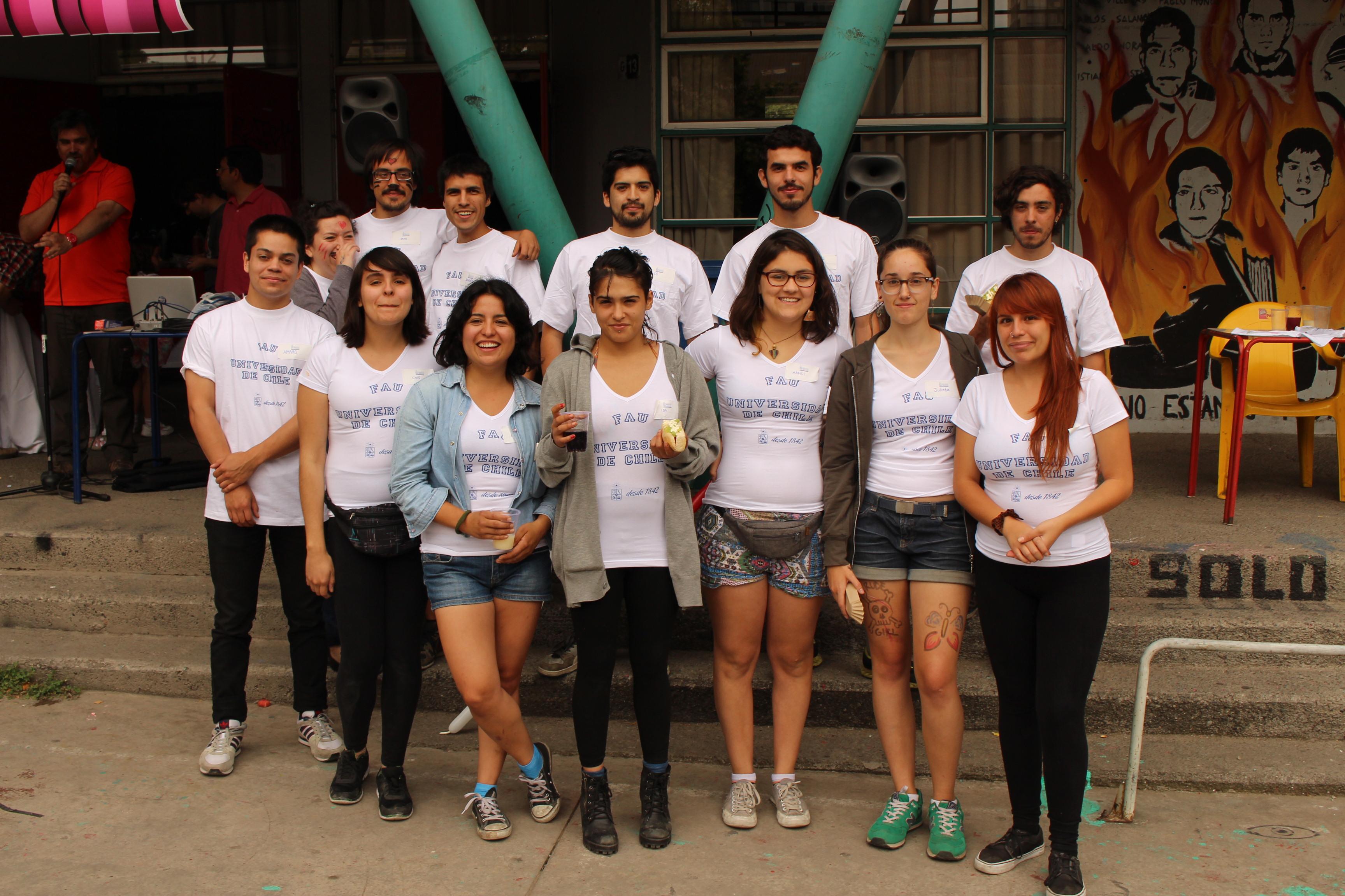 Estudiantes participaron como monitores de la jornada.