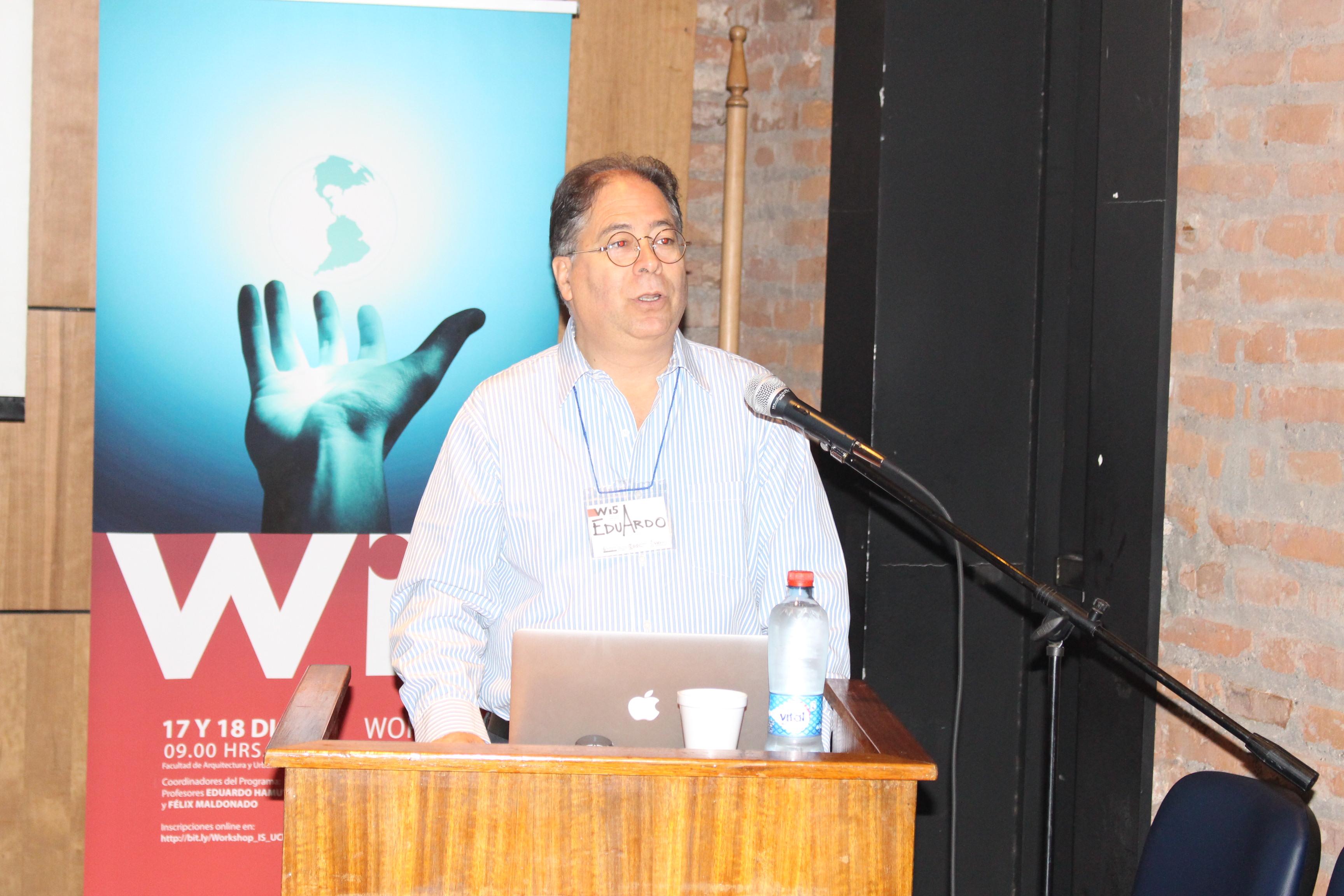 Académico Eduardo Hamuy, Coordinador del Workshop.