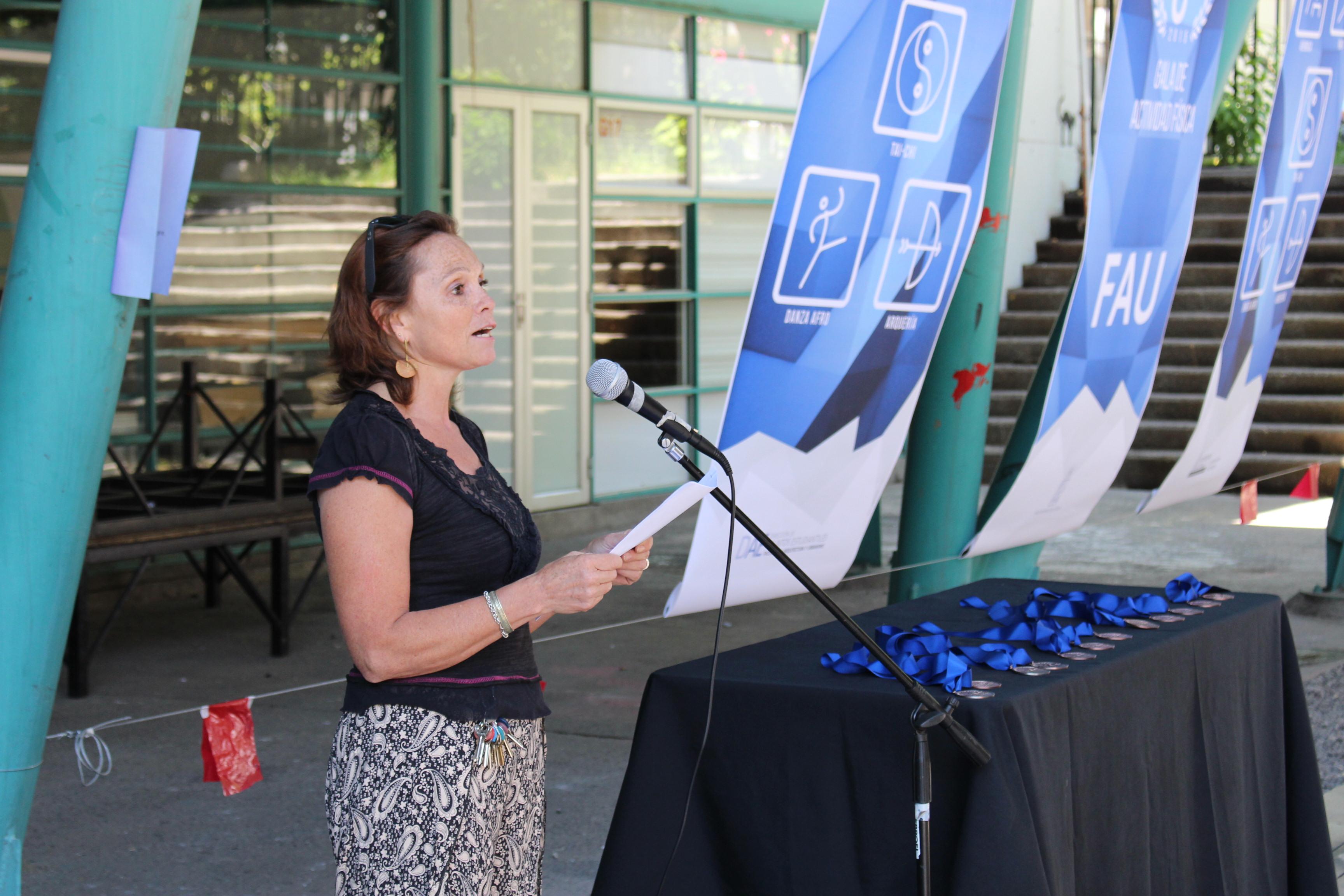 Mariana Morgado, directora de Asuntos Estudiantiles y coordinadora de Deportes FAU.