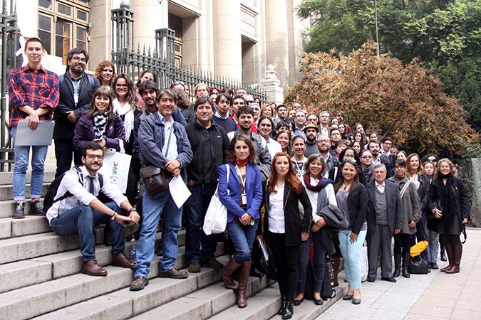 Foto grupal de los participantes en el Simposio