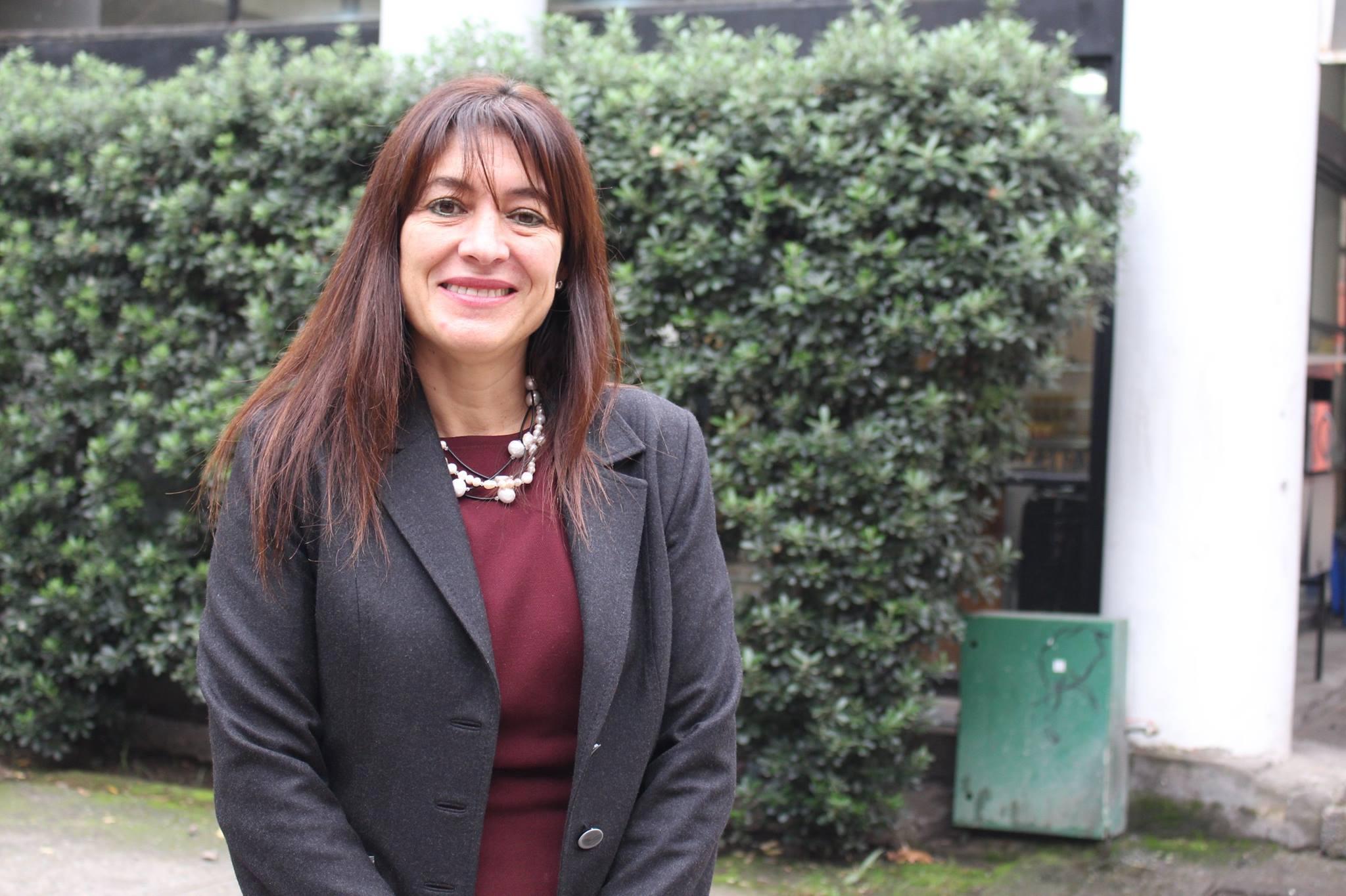 Claudia Silva, Directora Nacional de Arquitectura del MOP y titulada de Arquitectura en la FAU.