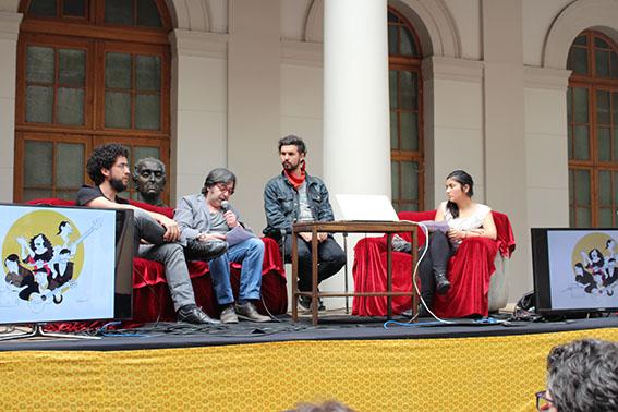 Vico exponiendo junto a Giorgio Boccardo y Camila Rojas.