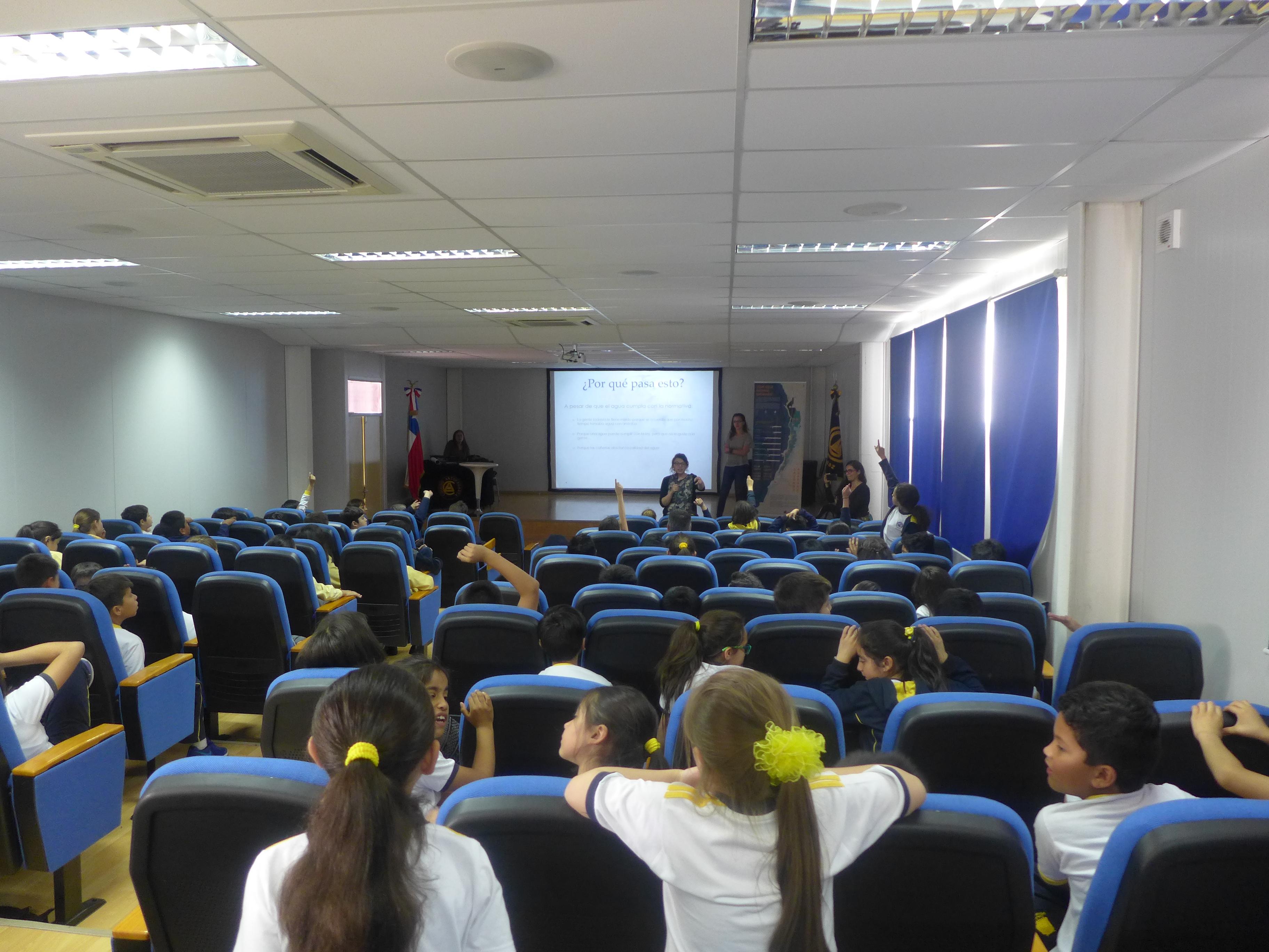 Charla en colegio de Antofagasta.