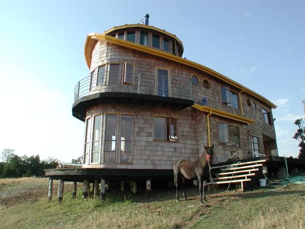 "Casa Barco", vivienda particular ubicada en Huenuco, comuna de Castro.