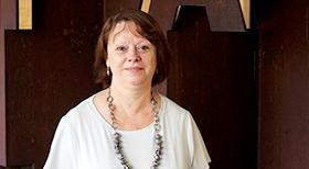 Académica Mirtha Pallarés Torres, directora de la Escuela de Postgrado de la FAU.