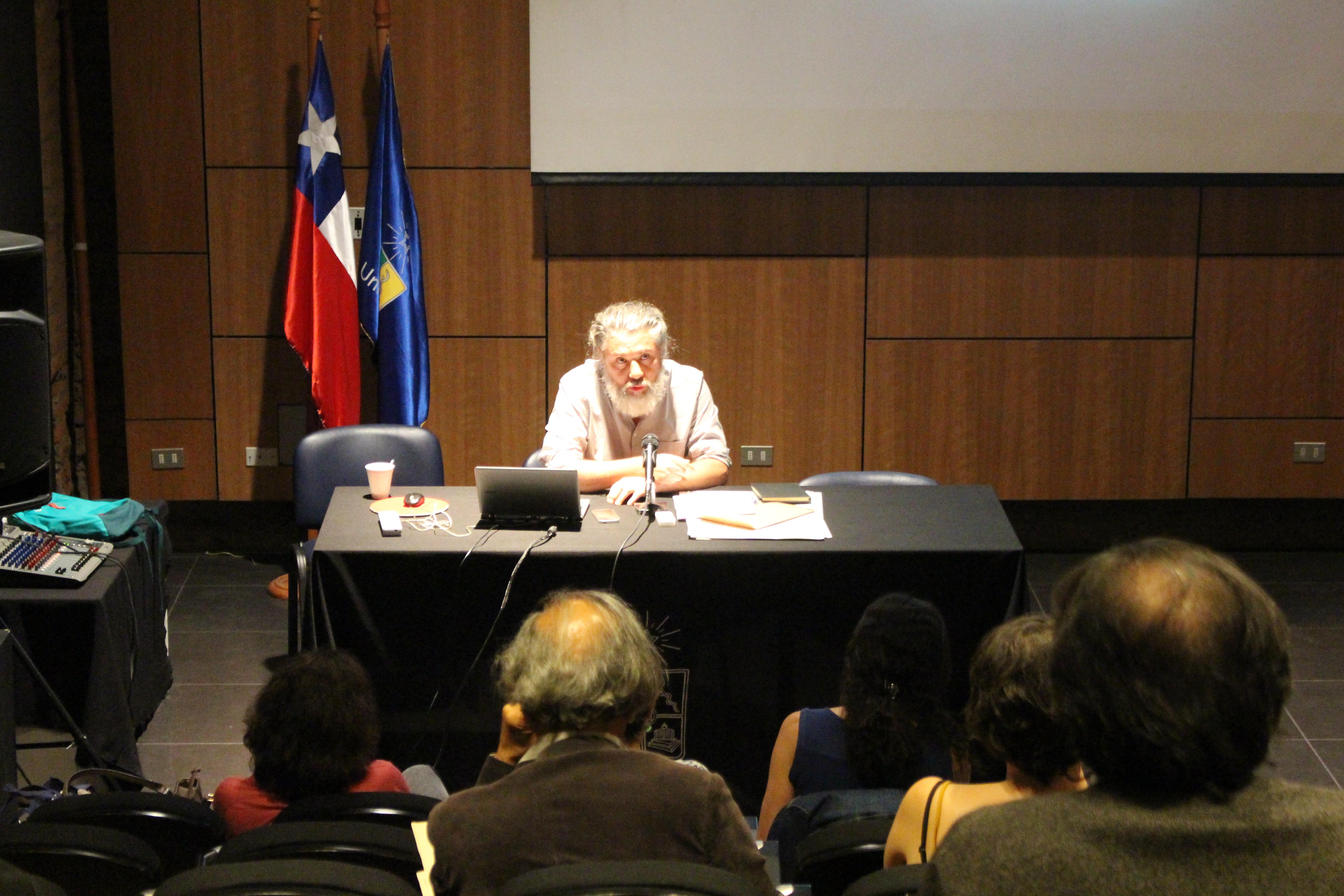 Prof. Cristián Gómez