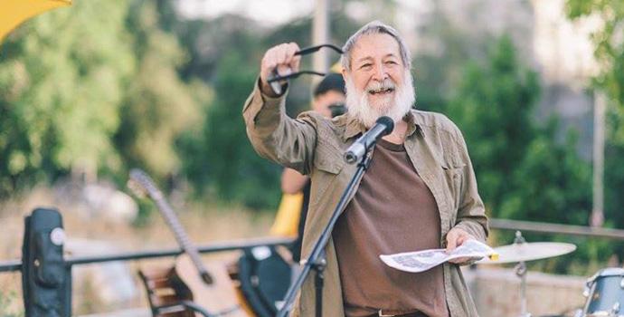 El fallecido académico de la FAU, Fernán Meza, también fue un destacado arquitecto acuarelista que forma parte de esta muestra.