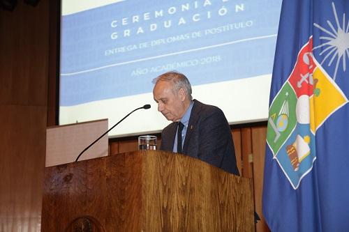 Decano Manuel Amaya Díaz en su discurso de apertura