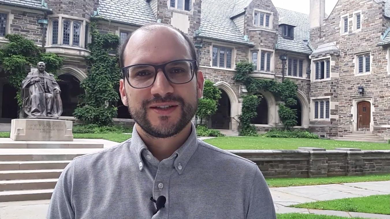 El Prof. Mauricio Loyola, académico del Departamento de Arquitectura FAU, ha sido investigador principal de las anteriores encuestas nacionales BIM desarrolladas en 2013 y 2016.