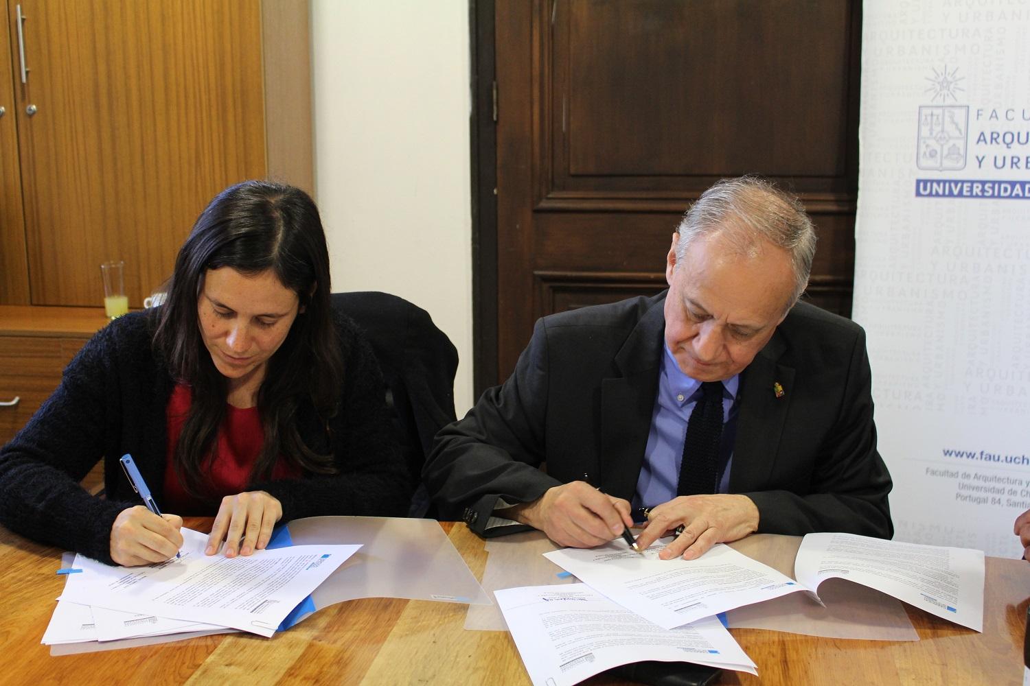 La ceremonia de firma de convenio entre FAU y la Fundación para la Superación de la Pobreza se realizó el día miércoles 7 de agosto 2019.