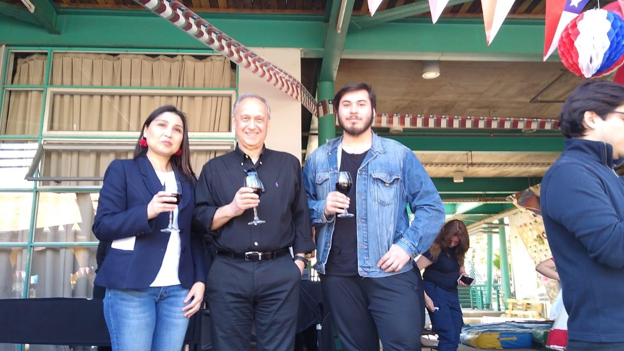 La celebración  fue inaugurada por el Decano Manuel Amaya, la Presidenta de la Afuch-Fau, Angélica Valencia y el representante del Centro de Estudiantes, Francisco Carrasco.