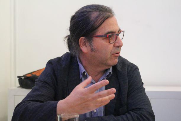 El Director del Dpto. de Diseño, Prof. Mauricio Vico, destacó la importancia de algunos valores que estructuran la U. de Chile, como la diversidad, el pluralismo y el respeto por cada opinión.