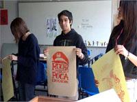 Taller de Serigrafía, con los postulantes de Diseño, a cargo de Pablo Marchant