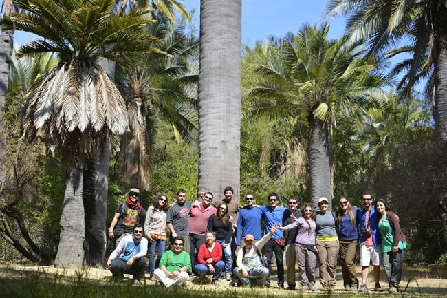   El Centro de Gestión Ambiental y Biodiversidad que tiene a cargo del Diplomado en el área, realiza diversas salidas a terreno con el objeto de vincular en la práctica lo aprendido.