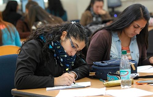 Hasta el próximo viernes 27 de mayo estará abierto el período de postulaciones para los estudiantes de pregrado que quieran pasar uno o dos semestres de intercambio en el extranjero.